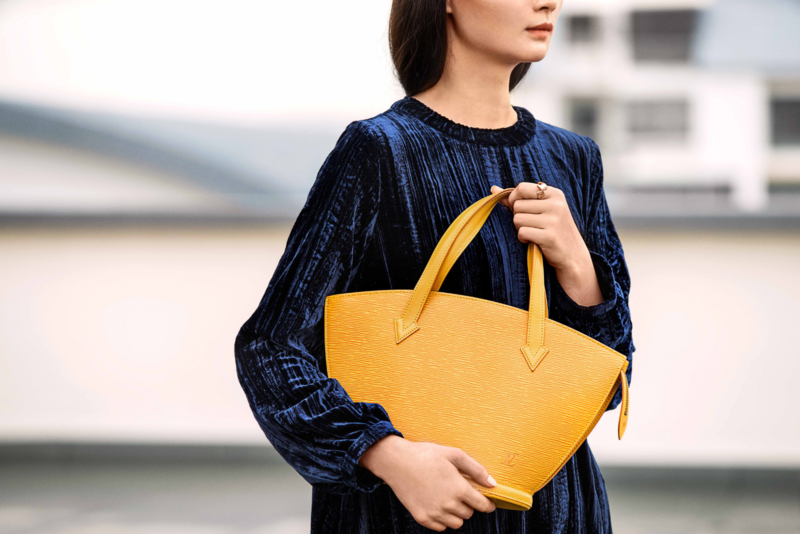 Arm candy 101: Investing in an It-bag for less - Marie France Asia ...